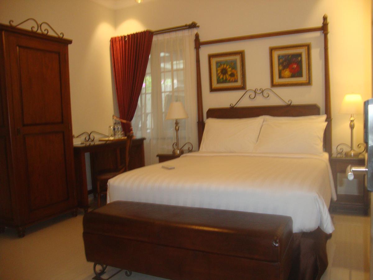 ฟรอนต์ วัน บูทิก บาลูรัน มาลัง Hotel มะลัง ภายนอก รูปภาพ