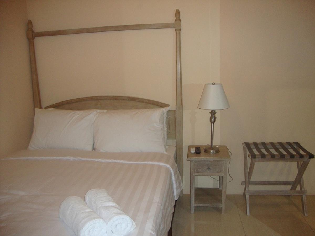 ฟรอนต์ วัน บูทิก บาลูรัน มาลัง Hotel มะลัง ภายนอก รูปภาพ