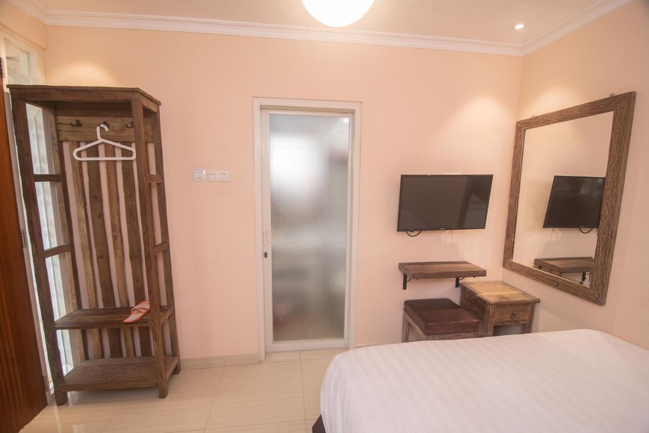 ฟรอนต์ วัน บูทิก บาลูรัน มาลัง Hotel มะลัง ภายนอก รูปภาพ